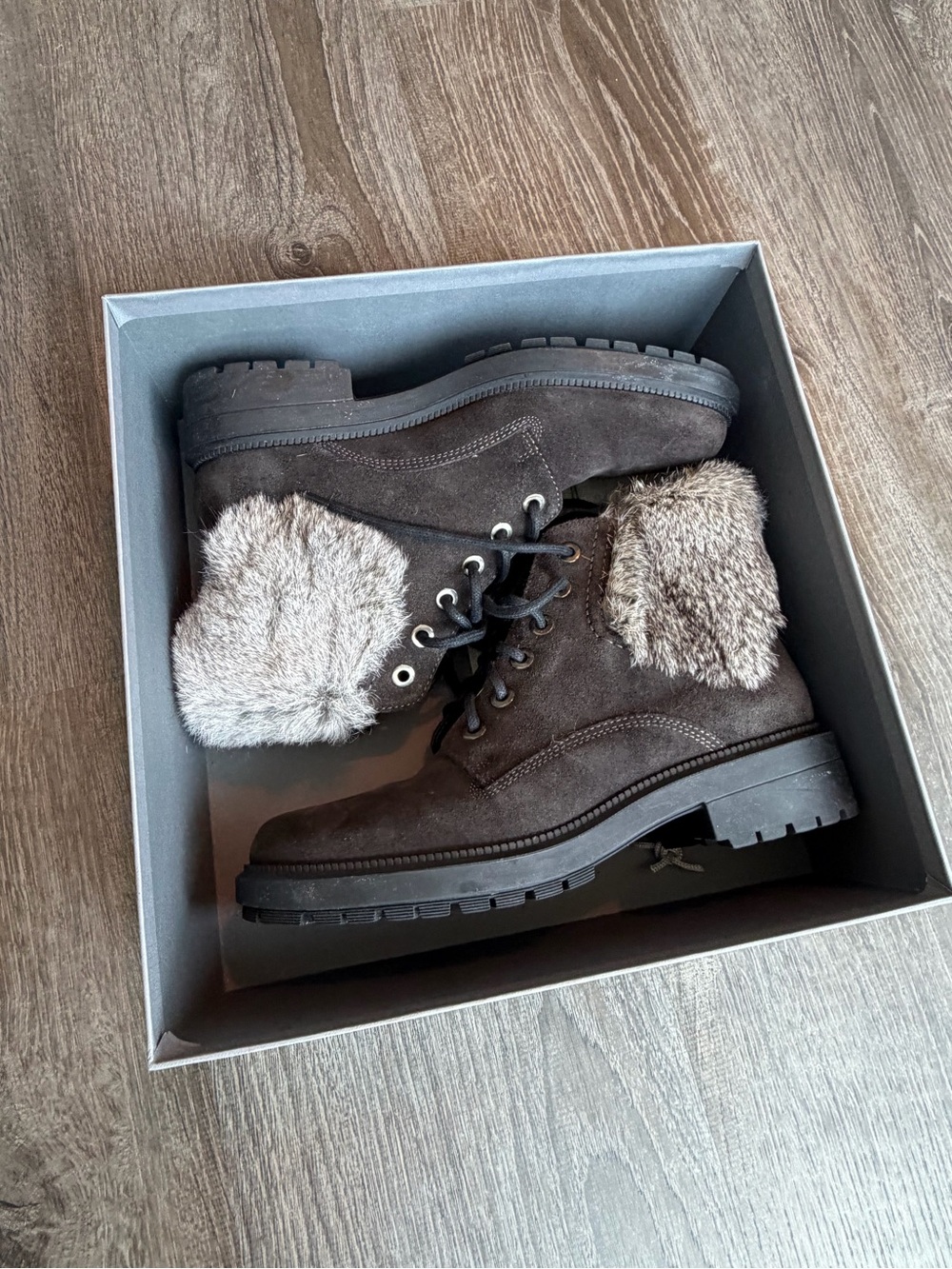 Aquatalia Gray Weatherproof Shoe Box